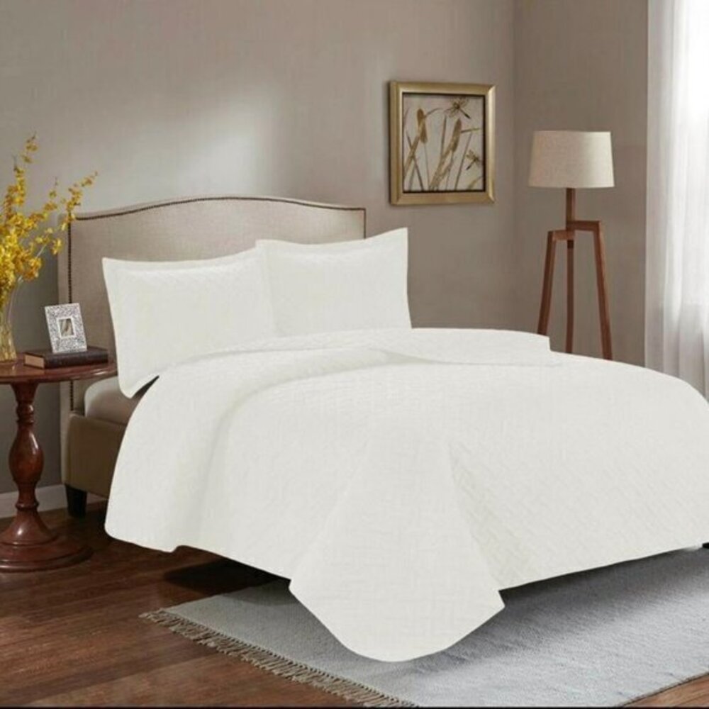 3PC Quilt Bedspread Set Oversized Queen Vanilla Ice